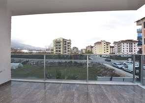 شقة 1+1 - مفروشة - ضمن مجمع قريب من البحر - في كاستل / الانيا 