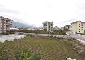 شقة 1+1 - مفروشة - ضمن مجمع قريب من البحر - في كاستل / الانيا 