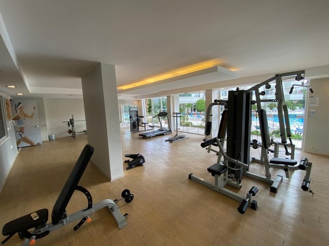 شقة 2 غرفة وصالة -قريبة من البحر -ضمن مجمع في توسمور / الانيا 