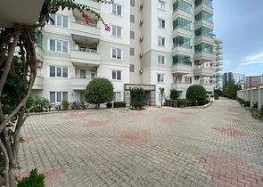 شقة 2 غرفة وصالة -قريبة من البحر -ضمن مجمع في توسمور / الانيا 