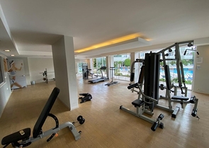 شقة 2 غرفة وصالة -قريبة من البحر -ضمن مجمع في توسمور / الانيا 