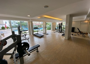 شقة 2 غرفة وصالة -قريبة من البحر -ضمن مجمع في توسمور / الانيا 