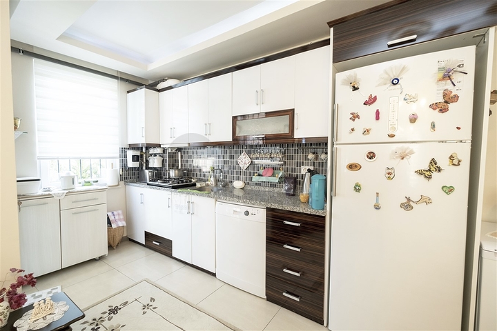 شقة واسعة 2 + 1 بالغاز في هورما كونيالتي