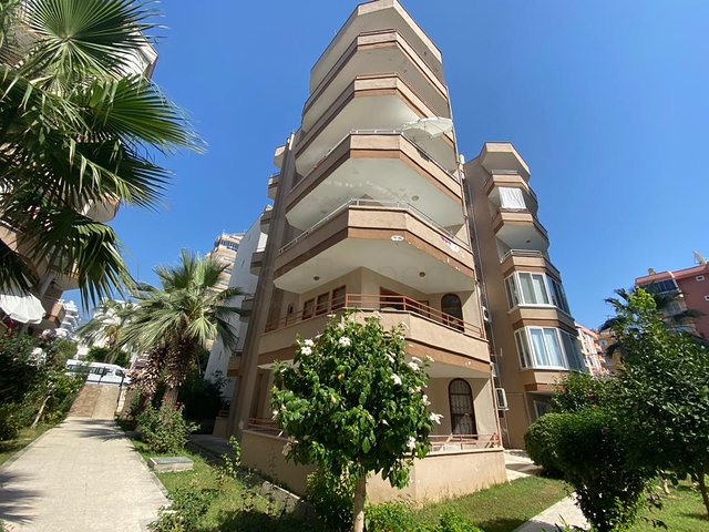 سعر اقتصادي - شقة غرفتين وصالة - قريبة من البحر - في مهموتلار / الانيا  