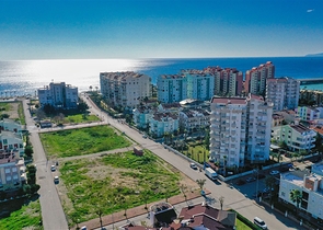 بنتهاوس من 4 غرف نوم 200 متر من شواطئ كونيالتي