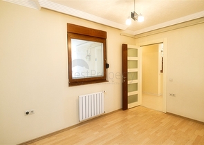 بنتهاوس من 4 غرف نوم 200 متر من شواطئ كونيالتي