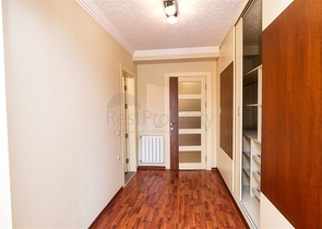 بنتهاوس من 4 غرف نوم 200 متر من شواطئ كونيالتي