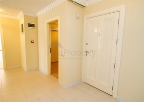 بنتهاوس من 4 غرف نوم 200 متر من شواطئ كونيالتي