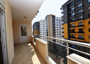 شقة 2 غرفة وصالة - ضمن مجمع سكني -في مهموتلار / الانيا 