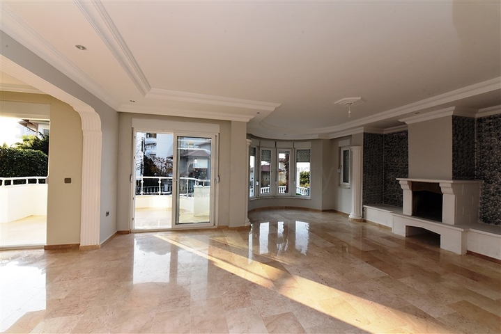 مناسبة للحصول على الجنسية التركية - فيلا مستقلة مع مسبح خاص - 4 غرف نوم وصالة - في مهموتلار / الانيا 