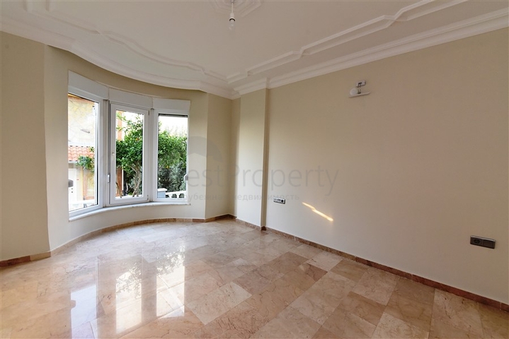 مناسبة للحصول على الجنسية التركية - فيلا مستقلة مع مسبح خاص - 4 غرف نوم وصالة - في مهموتلار / الانيا 