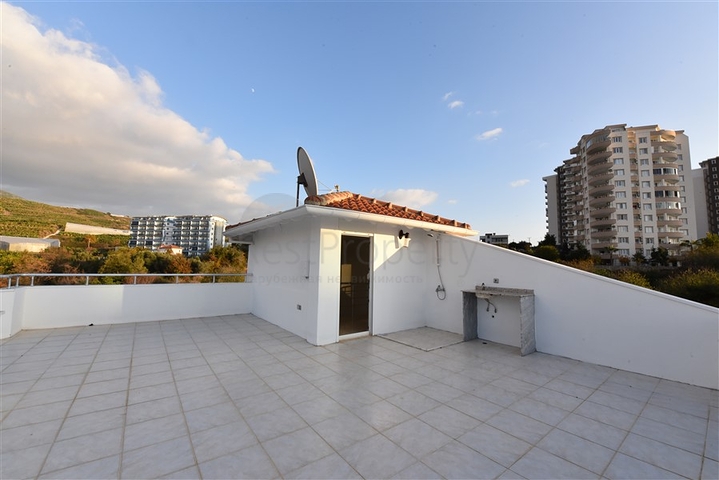 مناسبة للحصول على الجنسية التركية - فيلا مستقلة مع مسبح خاص - 4 غرف نوم وصالة - في مهموتلار / الانيا 