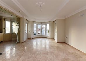 مناسبة للحصول على الجنسية التركية - فيلا مستقلة مع مسبح خاص - 4 غرف نوم وصالة - في مهموتلار / الانيا 