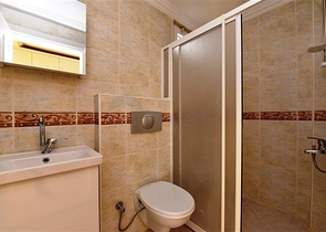 مناسبة للحصول على الجنسية التركية - فيلا مستقلة مع مسبح خاص - 4 غرف نوم وصالة - في مهموتلار / الانيا 