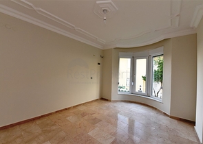 مناسبة للحصول على الجنسية التركية - فيلا مستقلة مع مسبح خاص - 4 غرف نوم وصالة - في مهموتلار / الانيا 