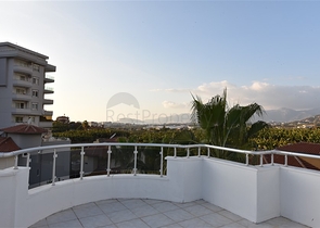 مناسبة للحصول على الجنسية التركية - فيلا مستقلة مع مسبح خاص - 4 غرف نوم وصالة - في مهموتلار / الانيا 