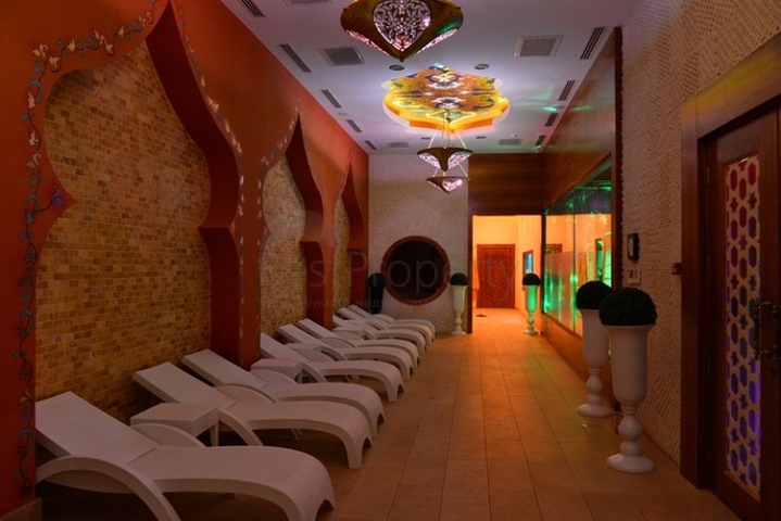 اطلالة بحر - شقة ضمن مجمع فاخر يضم كافة الخدمات - تصميم 1+1 - في مهموتلار / الانيا 