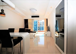 اطلالة بحر - شقة ضمن مجمع فاخر يضم كافة الخدمات - تصميم 1+1 - في مهموتلار / الانيا 