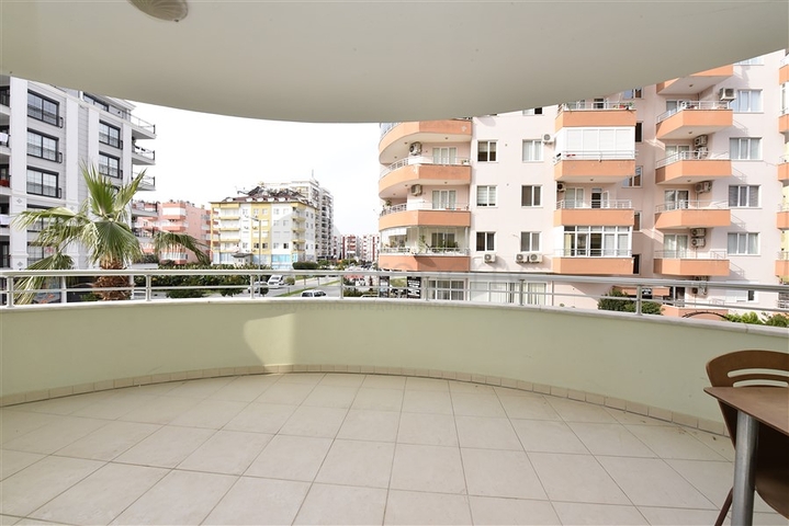 شقة 2 غرفة وصالة - مفروشة -قريب من البحر والاسواق -في مهموتلار / الانيا 