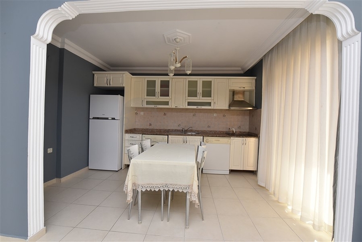 شقة 2 غرفة وصالة - مفروشة -قريب من البحر والاسواق -في مهموتلار / الانيا 