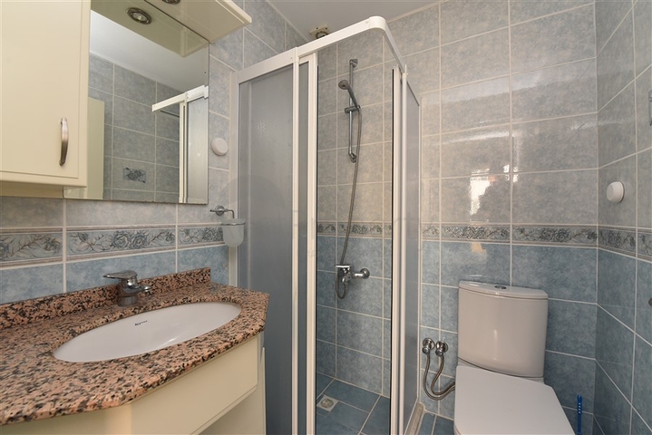 شقة 2 غرفة وصالة - مفروشة -قريب من البحر والاسواق -في مهموتلار / الانيا 