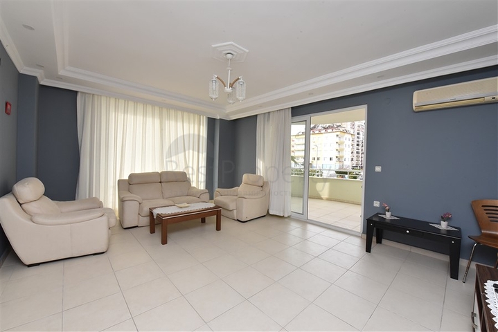 شقة 2 غرفة وصالة - مفروشة -قريب من البحر والاسواق -في مهموتلار / الانيا 