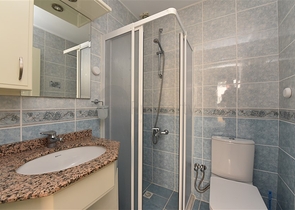 شقة 2 غرفة وصالة - مفروشة -قريب من البحر والاسواق -في مهموتلار / الانيا 