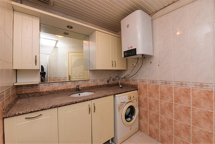 شقة غرفة وصالة - في منطقة توسمور المركزية / الانيا 