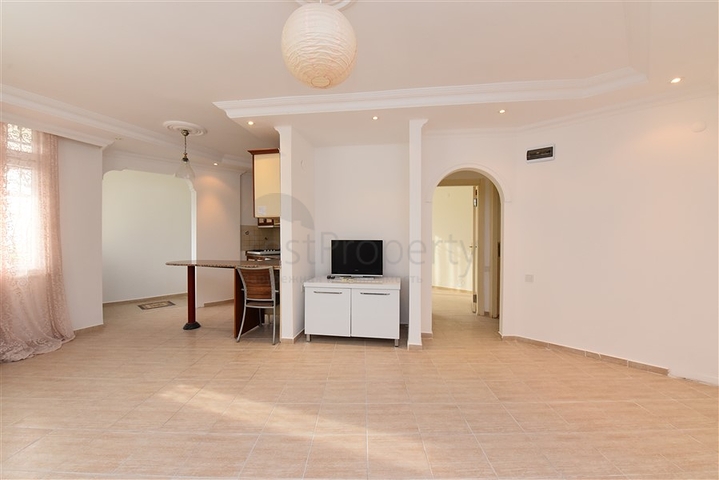 شقة غرفة وصالة - في منطقة توسمور المركزية / الانيا 