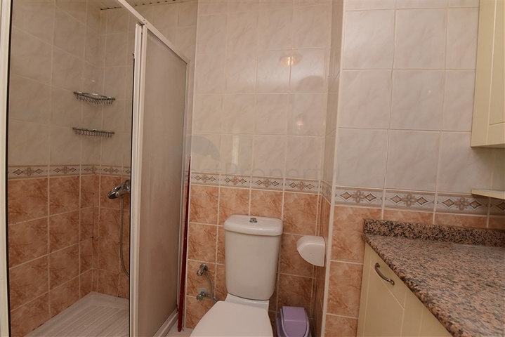 شقة غرفة وصالة - في منطقة توسمور المركزية / الانيا 