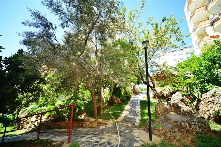 شقة غرفة وصالة - في منطقة توسمور المركزية / الانيا 