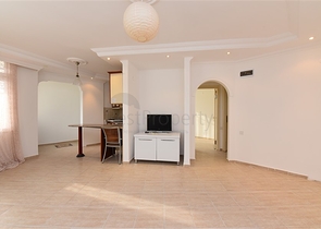 شقة غرفة وصالة - في منطقة توسمور المركزية / الانيا 