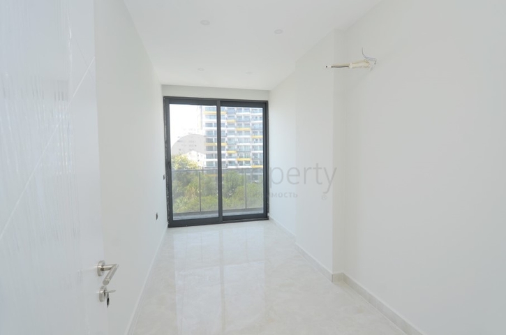 اطلالة مباشرة على البحر -شقة 2 غرفة وصالة ضمن مجمع حديث - مهموتلار / الانيا 