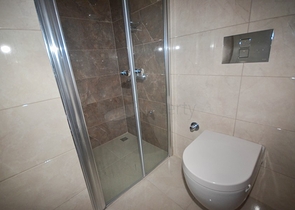 ضمن مجمع سكني حديث - شقة غرفة وصالة - مفروشة - في مهموتلار / الانيا 