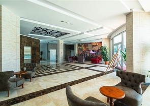 ضمن مجمع سكني حديث - شقة غرفة وصالة - مفروشة - في مهموتلار / الانيا 