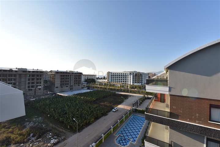 قريب من البحر وضمن مجمع حديث - دوبلكس 2 غرفة وصالة مع الاثاث - في كارجي جاك / الانيا 