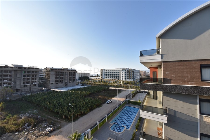 قريب من البحر وضمن مجمع حديث - دوبلكس 2 غرفة وصالة مع الاثاث - في كارجي جاك / الانيا 