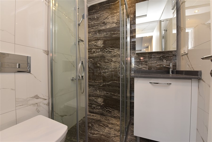 قريب من البحر وضمن مجمع حديث - دوبلكس 2 غرفة وصالة مع الاثاث - في كارجي جاك / الانيا 