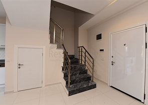 قريب من البحر وضمن مجمع حديث - دوبلكس 2 غرفة وصالة مع الاثاث - في كارجي جاك / الانيا 