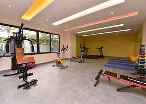 قريب من البحر وضمن مجمع حديث - دوبلكس 2 غرفة وصالة مع الاثاث - في كارجي جاك / الانيا 