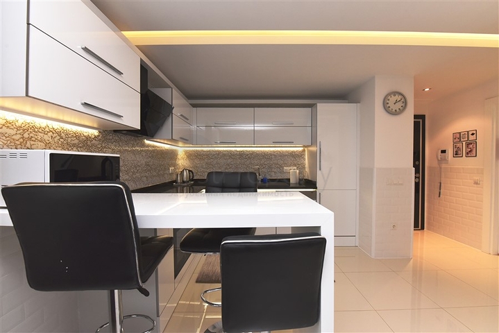 شقة للإيجار في وسط ألانيا