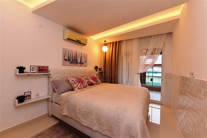 شقة للإيجار في وسط ألانيا