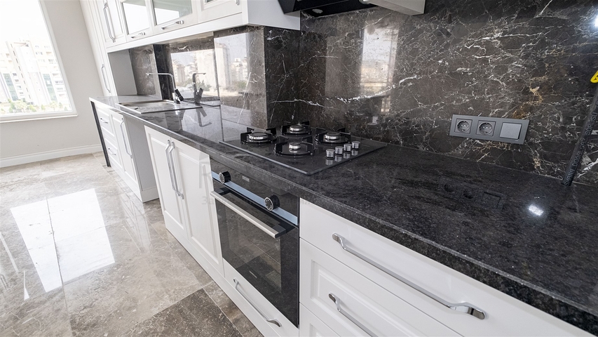 شقق على مسافة قريبة من البحر في أنطاليا