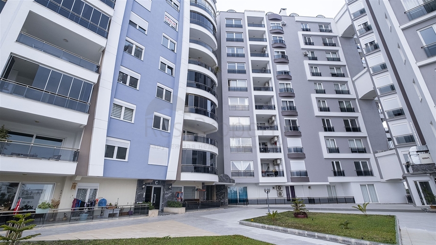 شقق على مسافة قريبة من البحر في أنطاليا