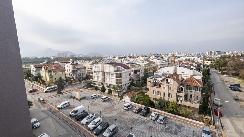 شقق على مسافة قريبة من البحر في أنطاليا