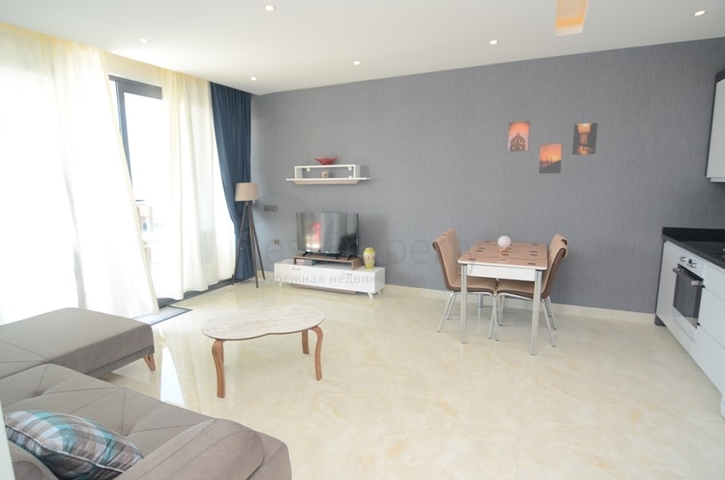 مجمع فاخر - ضمن اول صف على البحر - شقة 1+1 - في مهموتلار / الانيا 