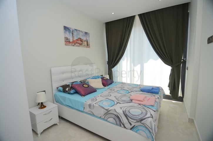 مجمع فاخر - ضمن اول صف على البحر - شقة 1+1 - في مهموتلار / الانيا 