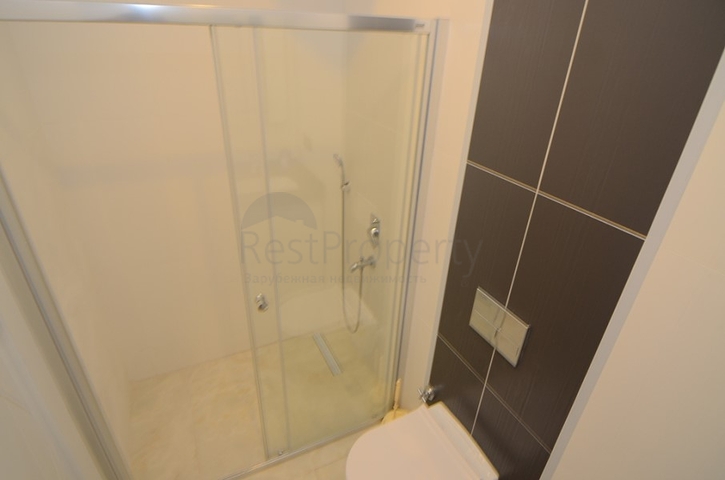 مجمع فاخر - ضمن اول صف على البحر - شقة 1+1 - في مهموتلار / الانيا 