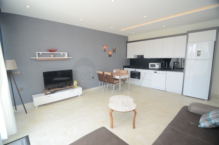 مجمع فاخر - ضمن اول صف على البحر - شقة 1+1 - في مهموتلار / الانيا 