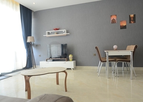 مجمع فاخر - ضمن اول صف على البحر - شقة 1+1 - في مهموتلار / الانيا 